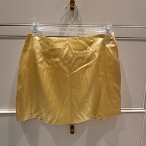 Elegant Yellow Women's Skirt